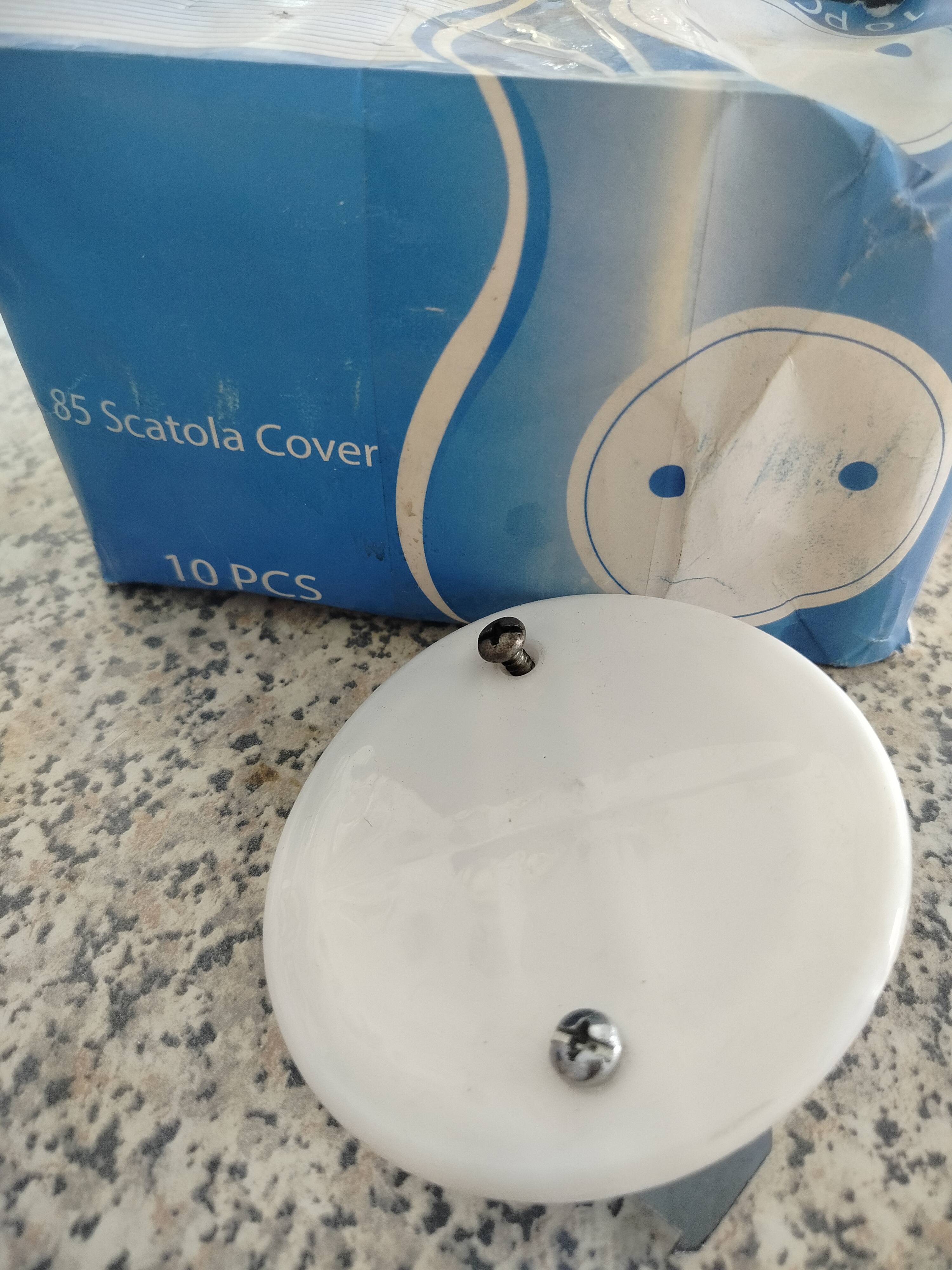 የእስካቶላ ክዳን ባለ85